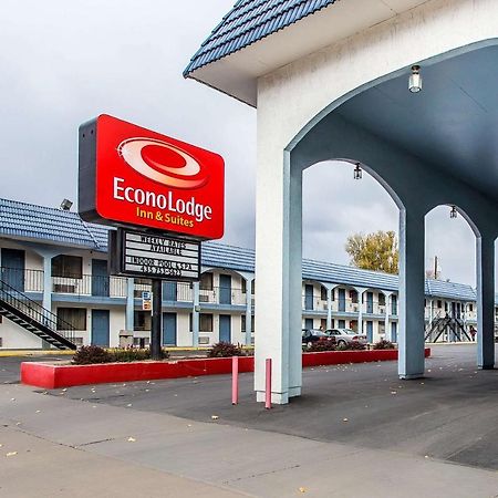 Econo Lodge Inn & Suites Logan Exteriér fotografie